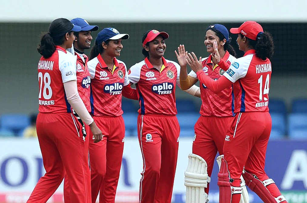 খালি ইনপুট, অটুট সততা: ক্রিকেট ডেটার লেজারে ফাঁকা ব্লকের পাঠ