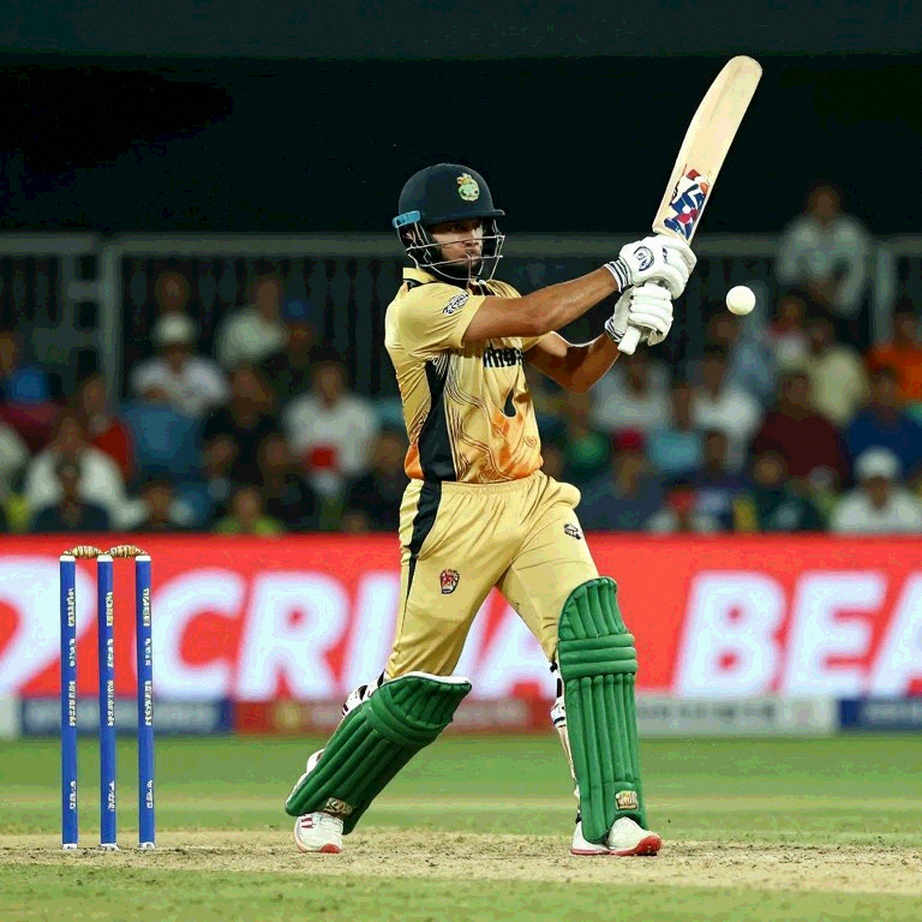 সাহিবজাদা ফারহানের ২৩৮ রান: রেকর্ডের সংকীর্ণ কাঠামো আর একটি বিস্তৃত পাঠভুল