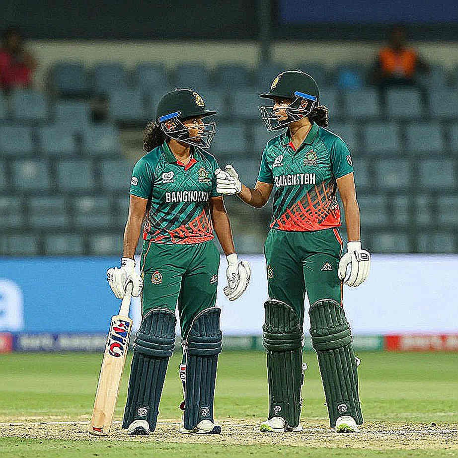 হোপের শান্ত ইনিংস, স্যামির ধারাবাহিকতার বার্তা আর ওয়েস্ট ইন্ডিজের রেকর্ড চেজ: এক ম্যাচ যা বলে, আর যা বলে না হোপের শান্ত ইনিংস, স্যামির ধারাবাহিকতার বার্তা আর ওয়েস্ট ইন্ডিজের রেকর্ড চেজ: এক ম্যাচ যা বলে, আর যা বলে না