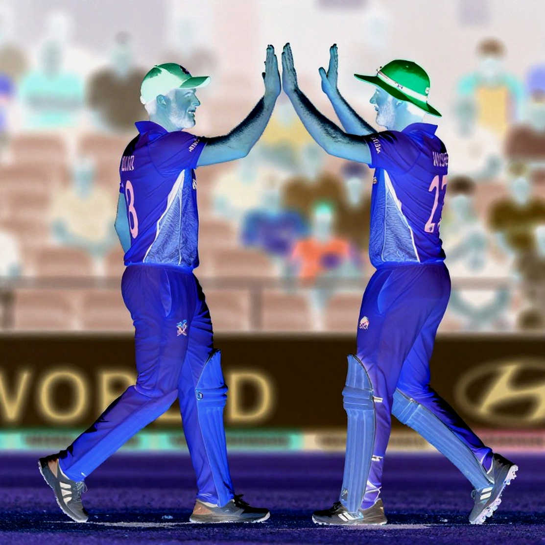 Gannon's 5-42: Queensland's Day at Adelaide, but a 37-Year-Old's 19 Overs Is the Real Question Gannon's 5-42: Queensland's Day at Adelaide, but a 37-Year-Old's 19 Overs Is the Real Question