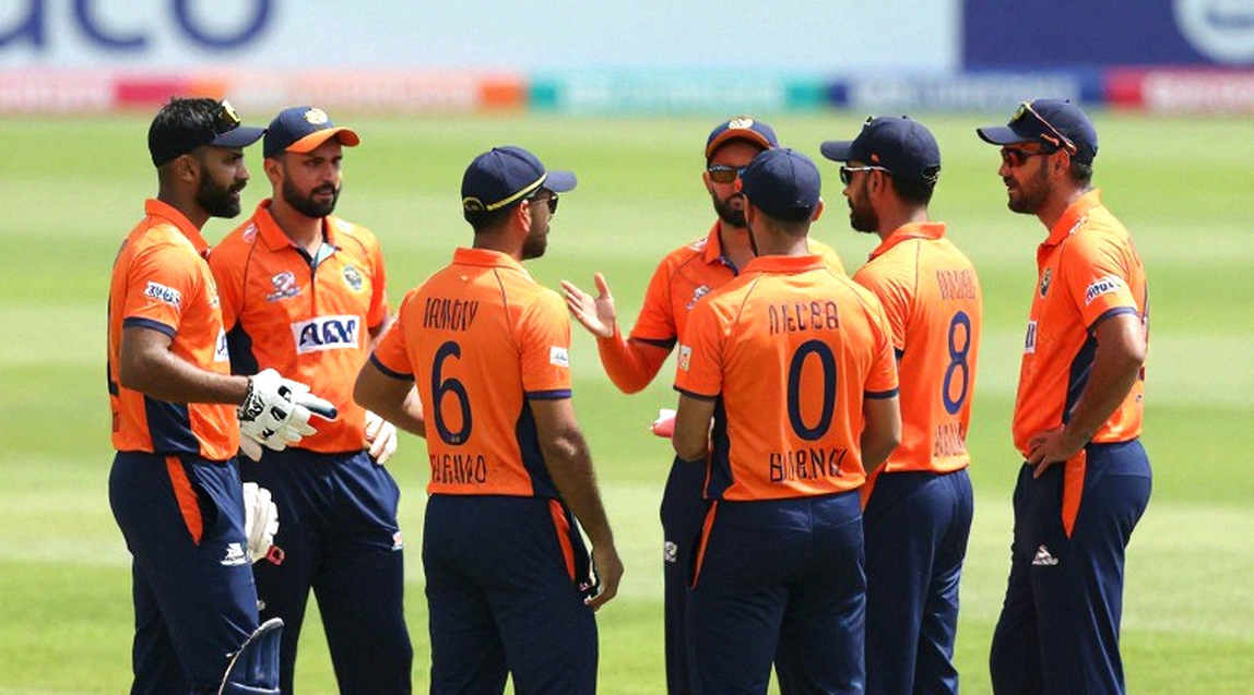 শূন্য পাতা: ক্রিকেট বিশ্লেষণে অনুপস্থিত তথ্যের নীরব সততা