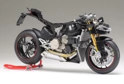 Ducati 1199 Panigale S 12 Ducati 1199 Panigale S -PLASTIC MODELS Store 09d2ff55a1c1533a5f2f3abbc98e0700