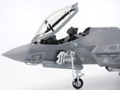 Lockheed F-35 A Lightning Ii -PLASTIC MODELS Store 8afeeb538a8155df9c1fec0d02ba93e1