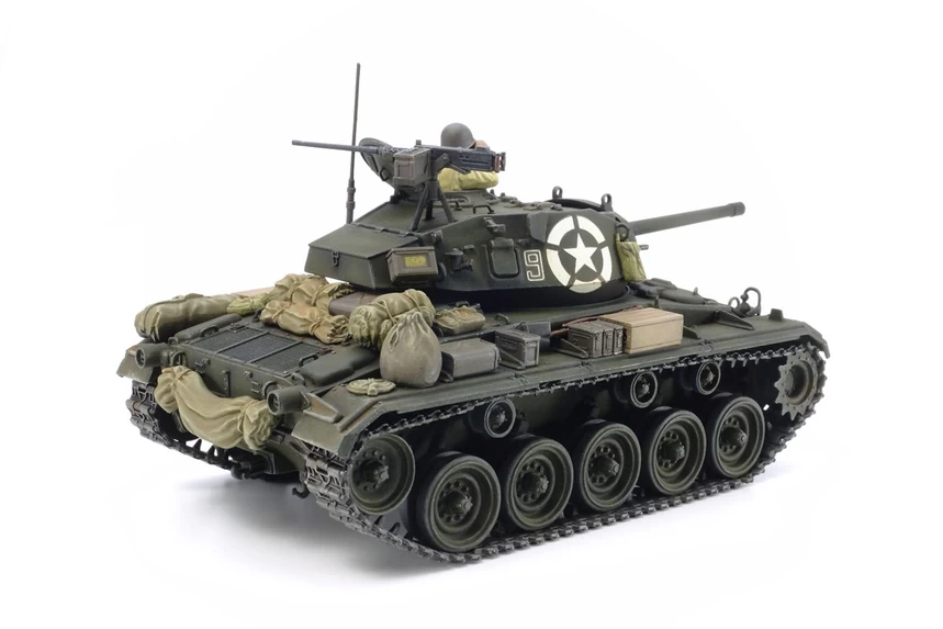 Us Light Tank M24 Chaffee 4 Us Light Tank M24 Chaffee - Image 2