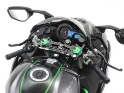 Kawasaki Ninja H2 Carbon -PLASTIC MODELS Store ae87c0817ea1b861f82508935e71ada2