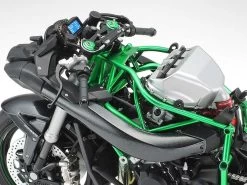 Kawasaki Ninja H2 Carbon -PLASTIC MODELS Store d6f412149b06bc725dfccad503555bea