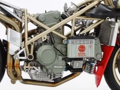 Ducati 916 -PLASTIC MODELS Store d7589ff26629db6f772c70a2a8c3f376